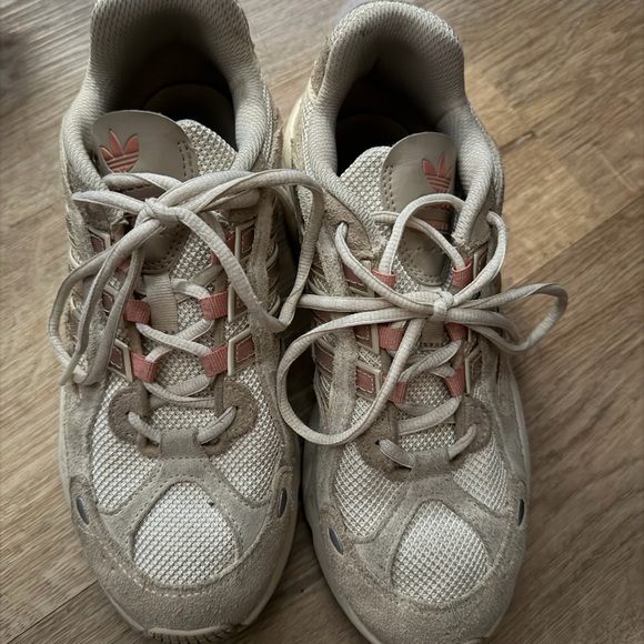 adidas Beige/Cream Low-Top Sneaker - Picture 7 of 10